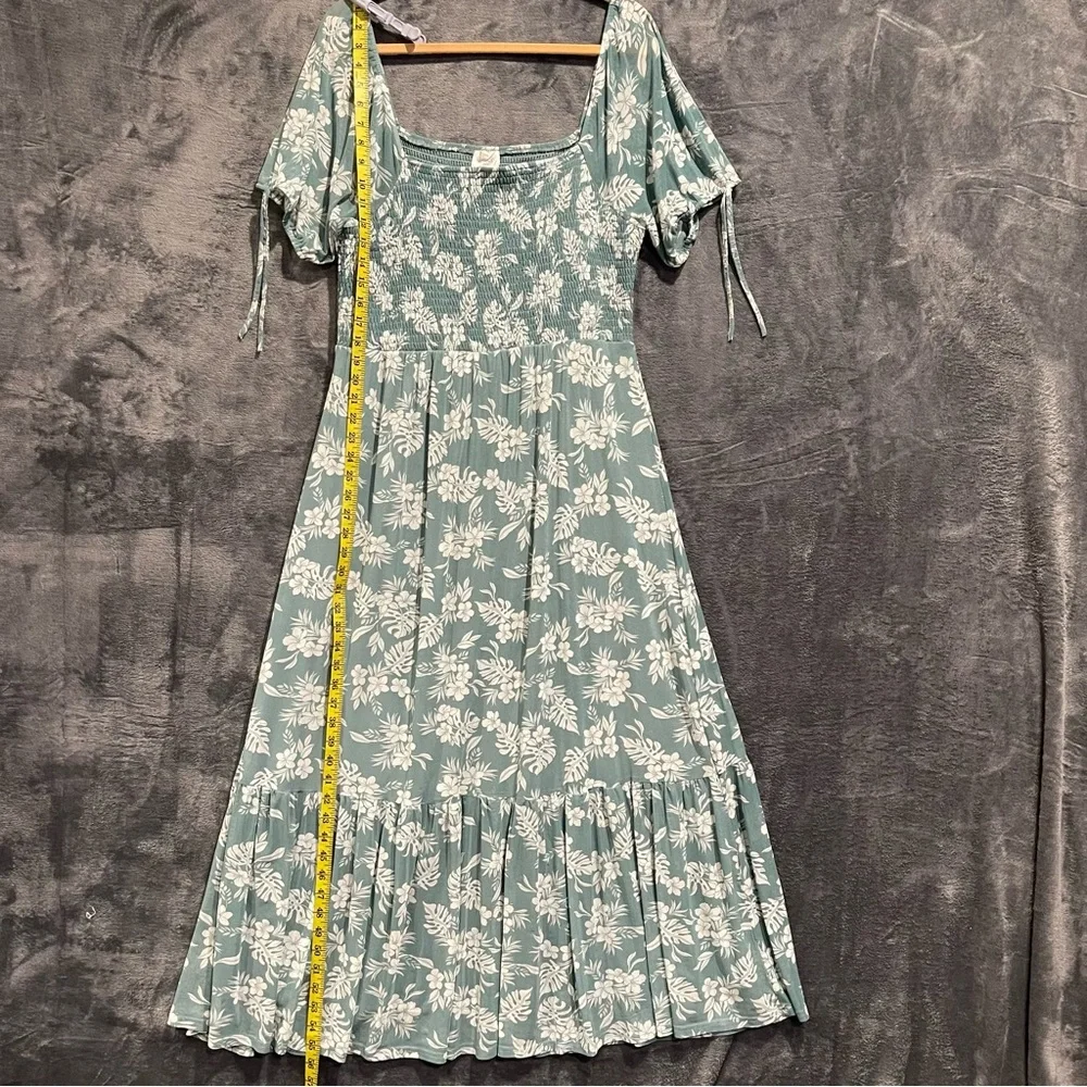 Siren Lily Women Petite XL Maxi Floral Dress Smocked Tiered Lined Boho Resort - Picture 9 of 15